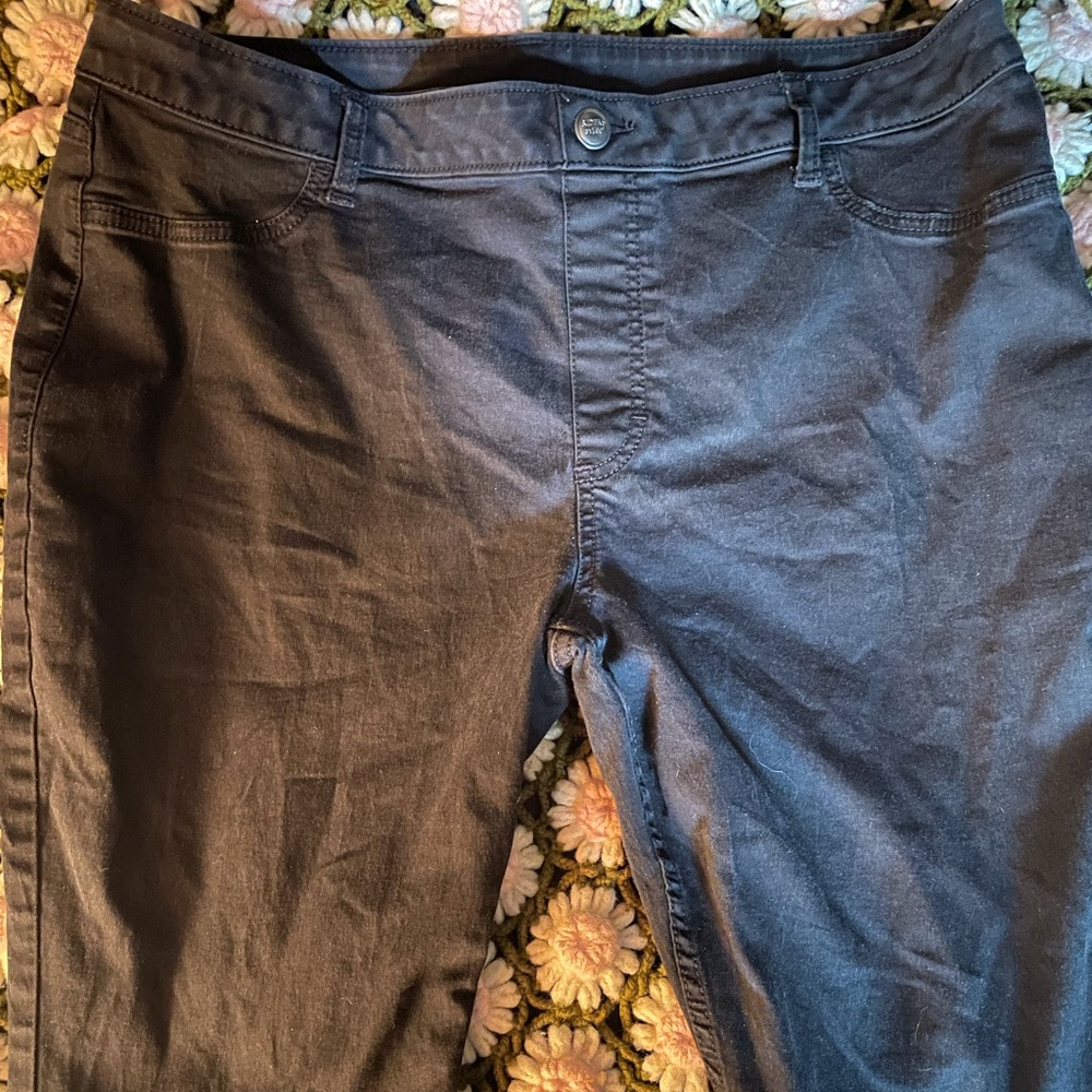 Black jean leggings